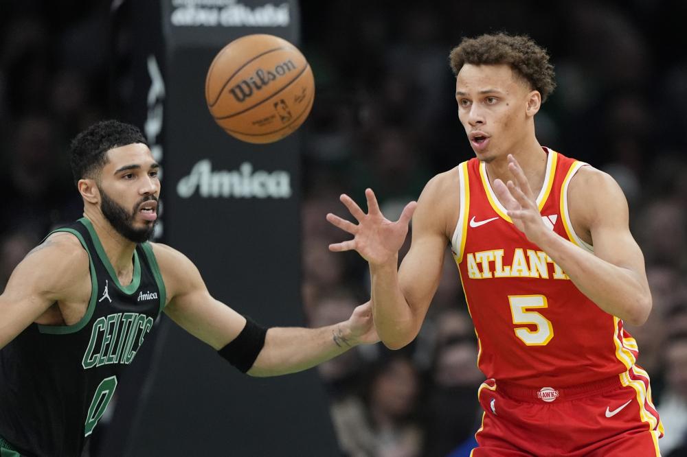 他被视为拥 他被视为拥